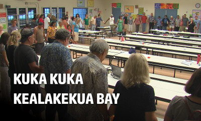 VIDEO: Crowded Meeting On Kealakekua Bay