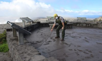 VIDEO: Kilauea Summit, Hawaii Volcanoes National Park Update