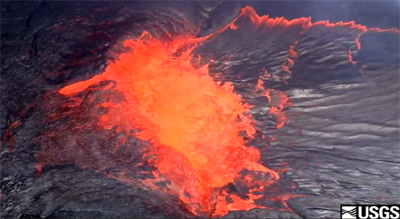 VIDEO: Spectacular spattering at Kilauea summit