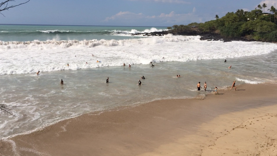 VIDEO: Hawaii’s “Gold Coast” of Kohala pounded by high surf