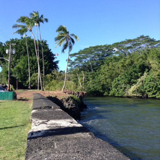 Rescue crews search Wailuku River by helicopter on Monday