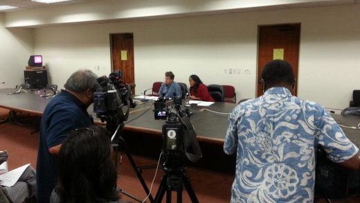 photo from press conference courtesy Rep. Angus McKelvey ‏on Twitter (@Rep_A_McKelvey)