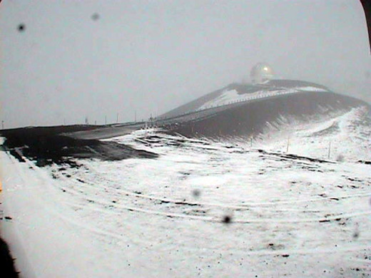 snow on the summit of Mauna Kea via Keck 1, aimed north northeast