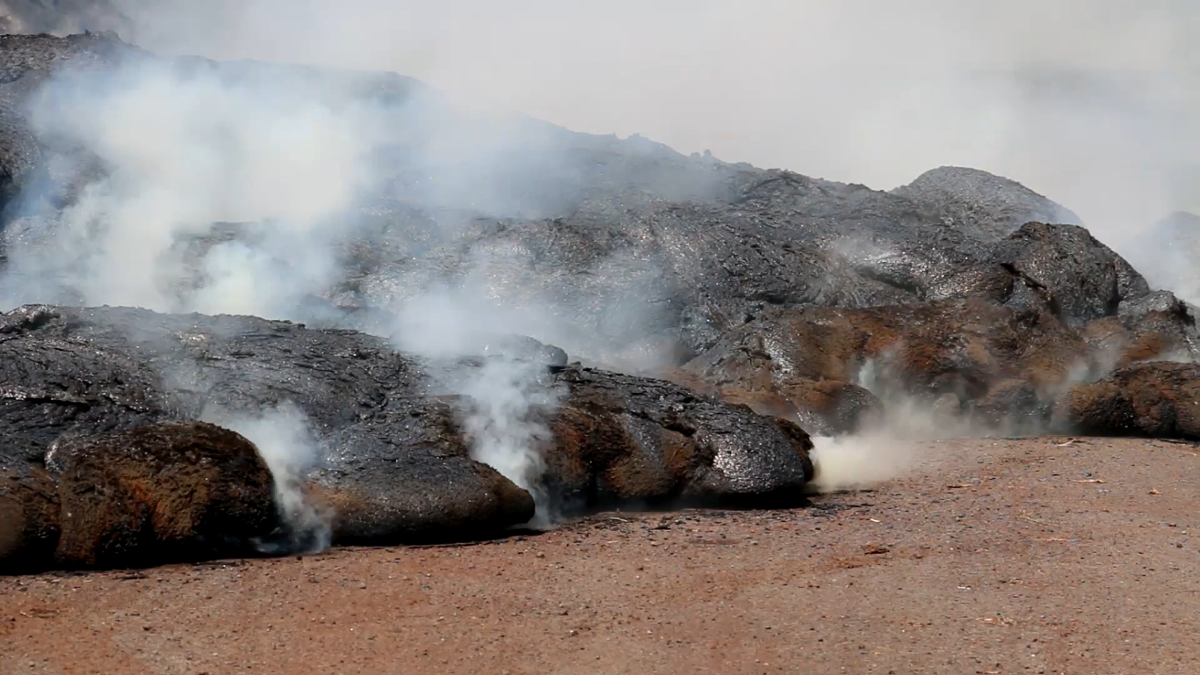 Lava crosses Apa'a Street on the south side of the flow, courtesy County of Hawaii (Nov. 15)