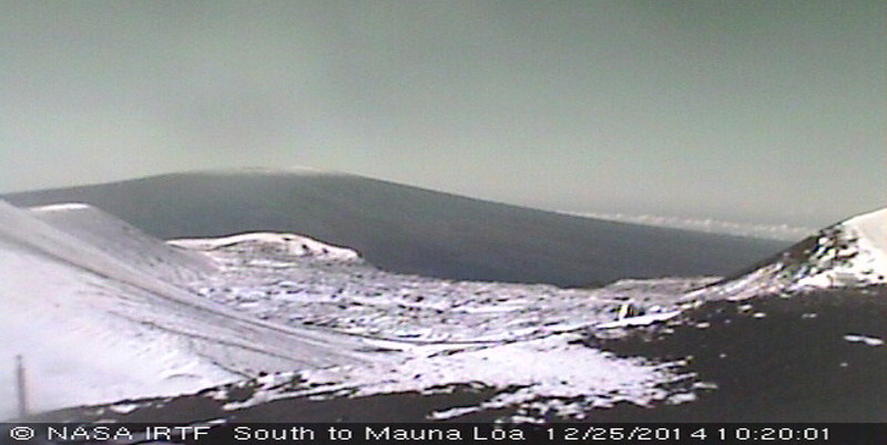 IRTF2 webcam image (Aimed South, shows snow-capped Mauna Loa in the distance)