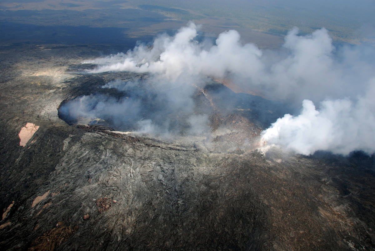 USGS Hawaiian Volcano Observatory photo (Jan. 13, 2015)