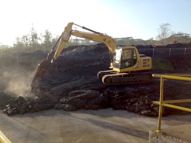 Work to restore the Pahoa Transfer Station to full service has begun. Photo by Karin Stanton.