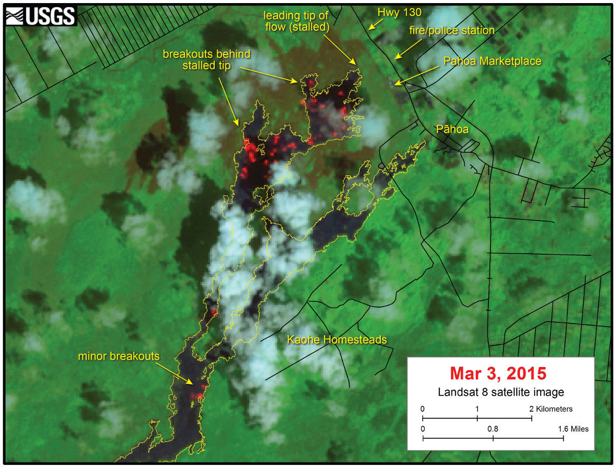 The USGS image above shows a close-up of the June 27th lava flow in the area of Kaohe Homesteads and Pāhoa. Although the leading tip of the flow has been stalled for weeks, active breakouts have persisted a short distance upslope of this stalled tip. These breakouts are largely flowing over existing portions of the June 27th flow and have not expanded the flow margins a significant amount.