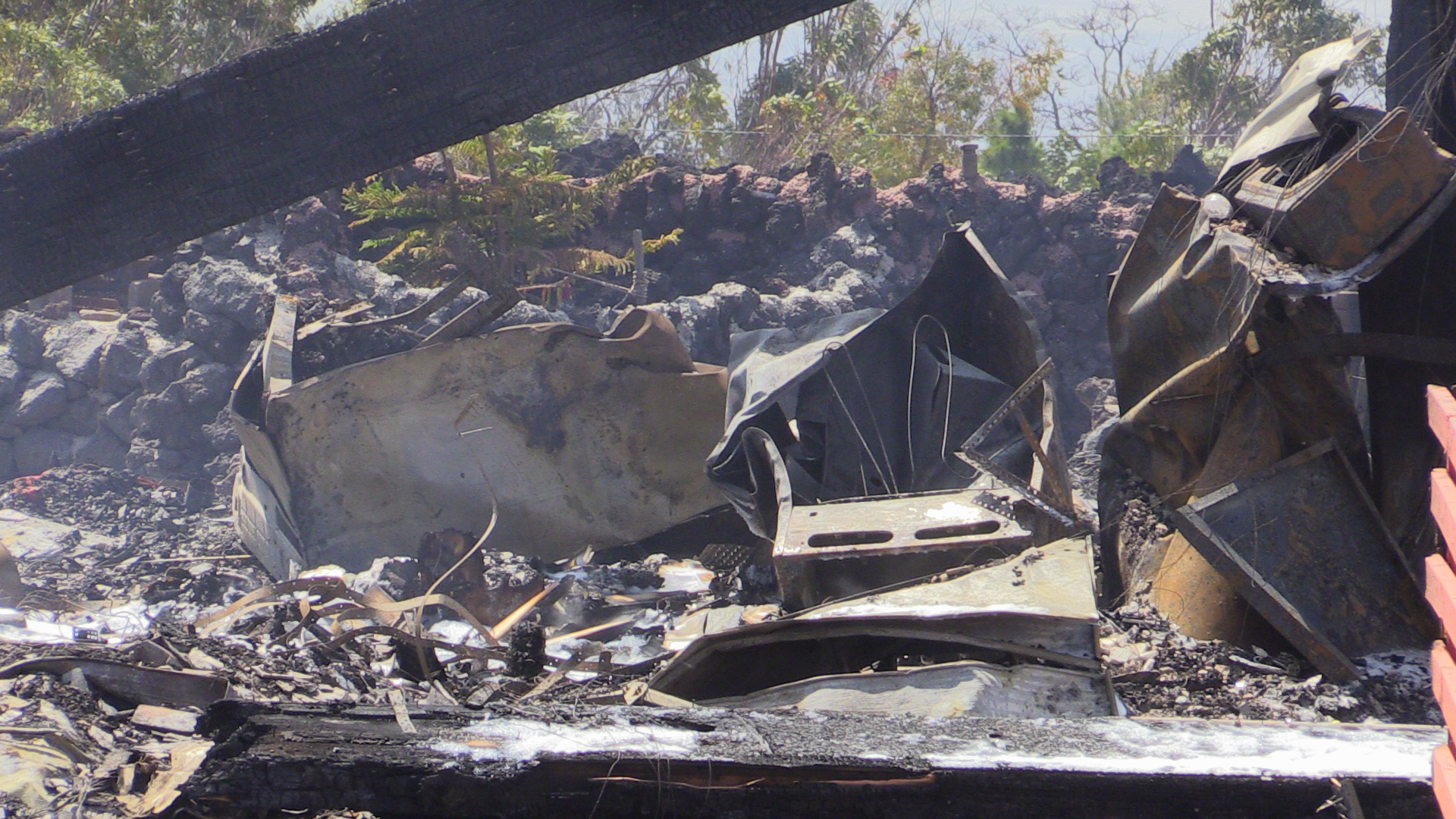 All that's left of an Ocean View home following a Friday structure fire. Image by Daryl Lee.
