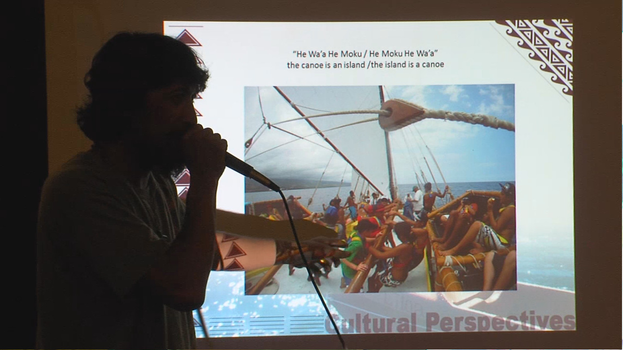 Hualalai Keohuloa speaks about the wa'a in Laupahoehoe.