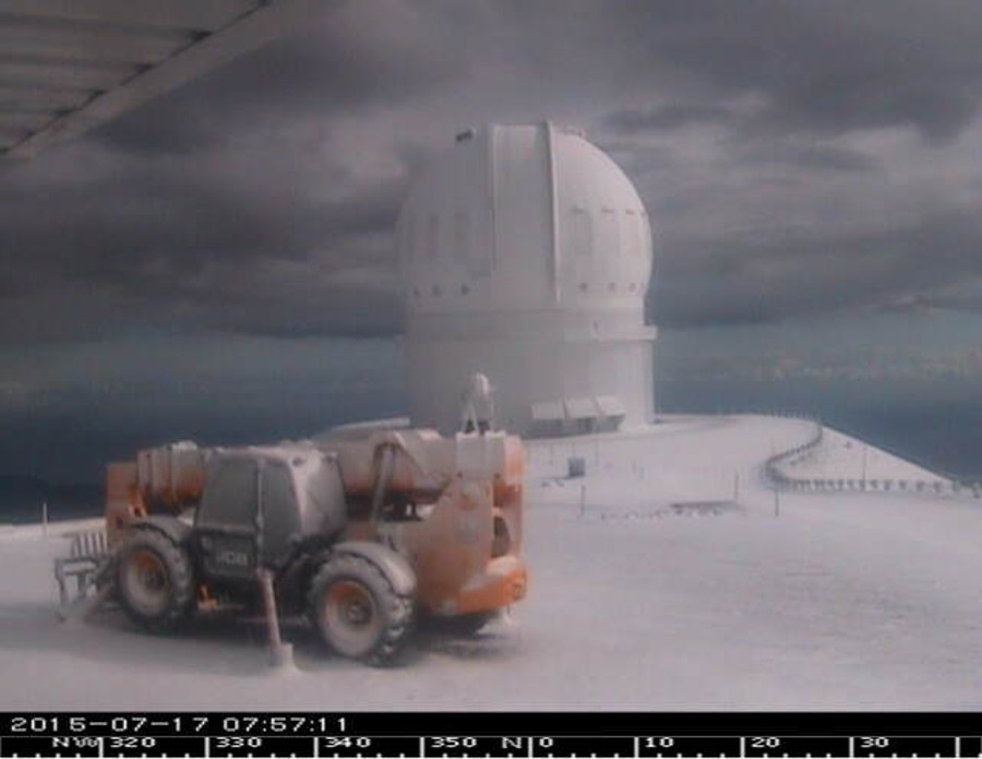 Snow seen on July 17 from Mauna Kea webcam (UKIRT aimed SW)