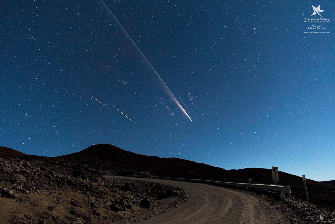 The spectacular "re-entry" courtesy Steve Cullen, owner and photographer at Starscape Gallery. Here the re-entry is heading away from the Cullen's lens in the direction of the east.