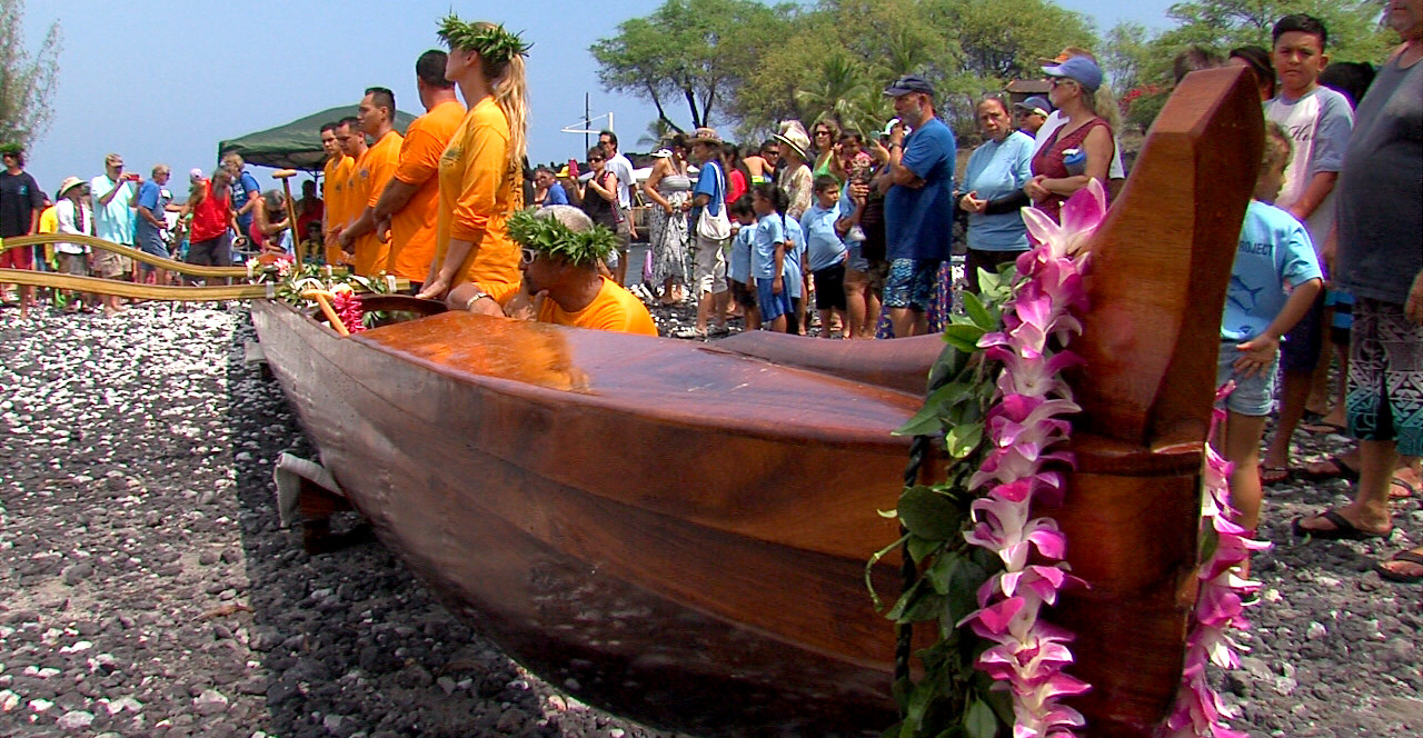 VIDEO: Legendary Koa Canoes Come Home To Milolii