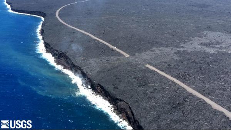 2016-07-27 lava USGS 02