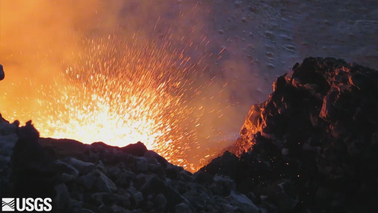 Lava lake