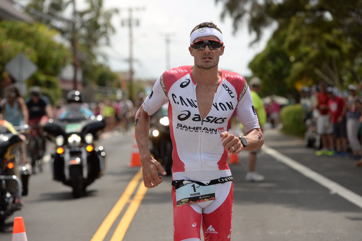 FRODO FINISH. Germany’s Jan Frodeno strides down Ali’i Drive on his way to a second consecutive title at the 2016 IRONMAN World Championship triathlon on October 8, 2016 in Kailua Kona, Hawai'i. He is the first male to win consecutive championships since Australia’s Craig Alexander in 2009. (Photo by Donald Miralle/IRONMAN) –  Copyright © 2016 IRONMAN