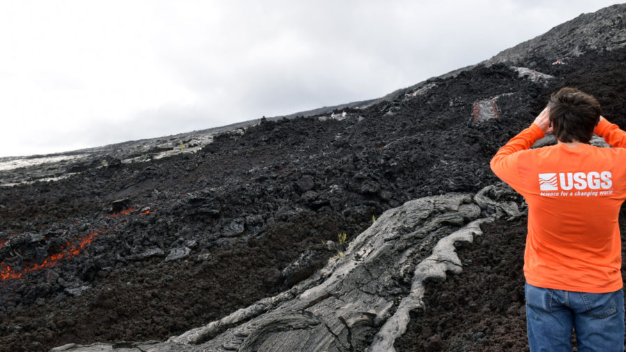 Scientists Record Lava Flows Near Base Of Pali