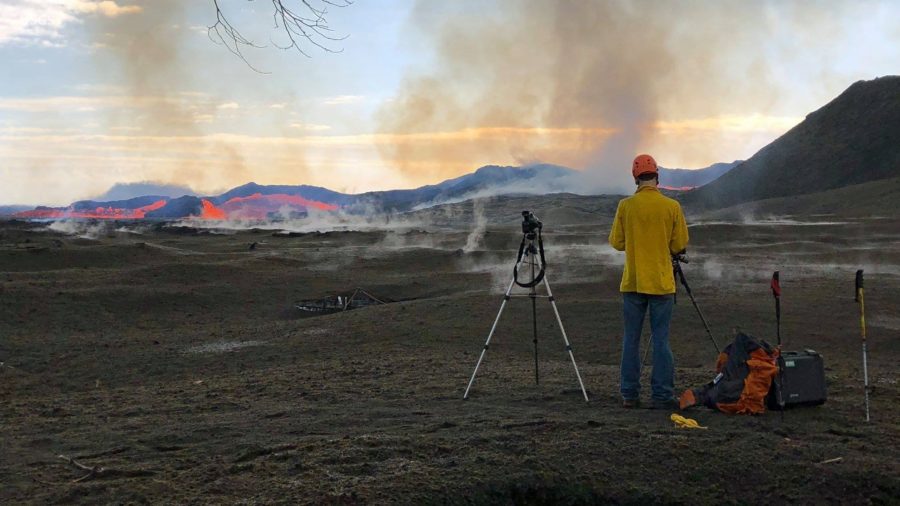 VIDEO: 5 pm Eruption Update – Lava 0.3 Miles From Pohoiki Boat Ramp