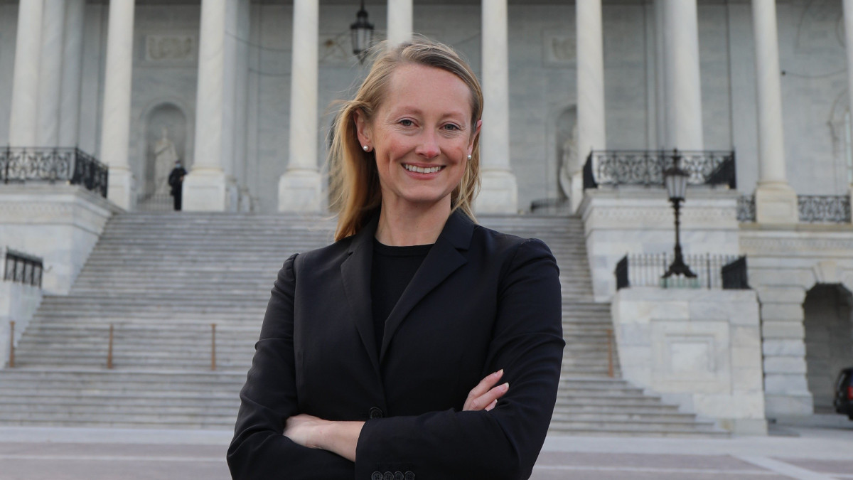 Christy Wagner headshot