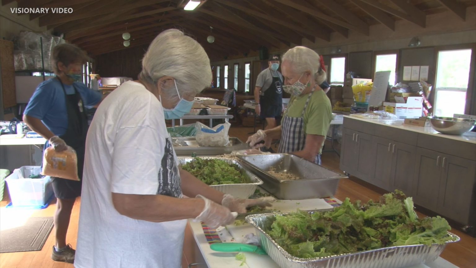 VIDEO Community Meals Bring Hope To Paʻauilo