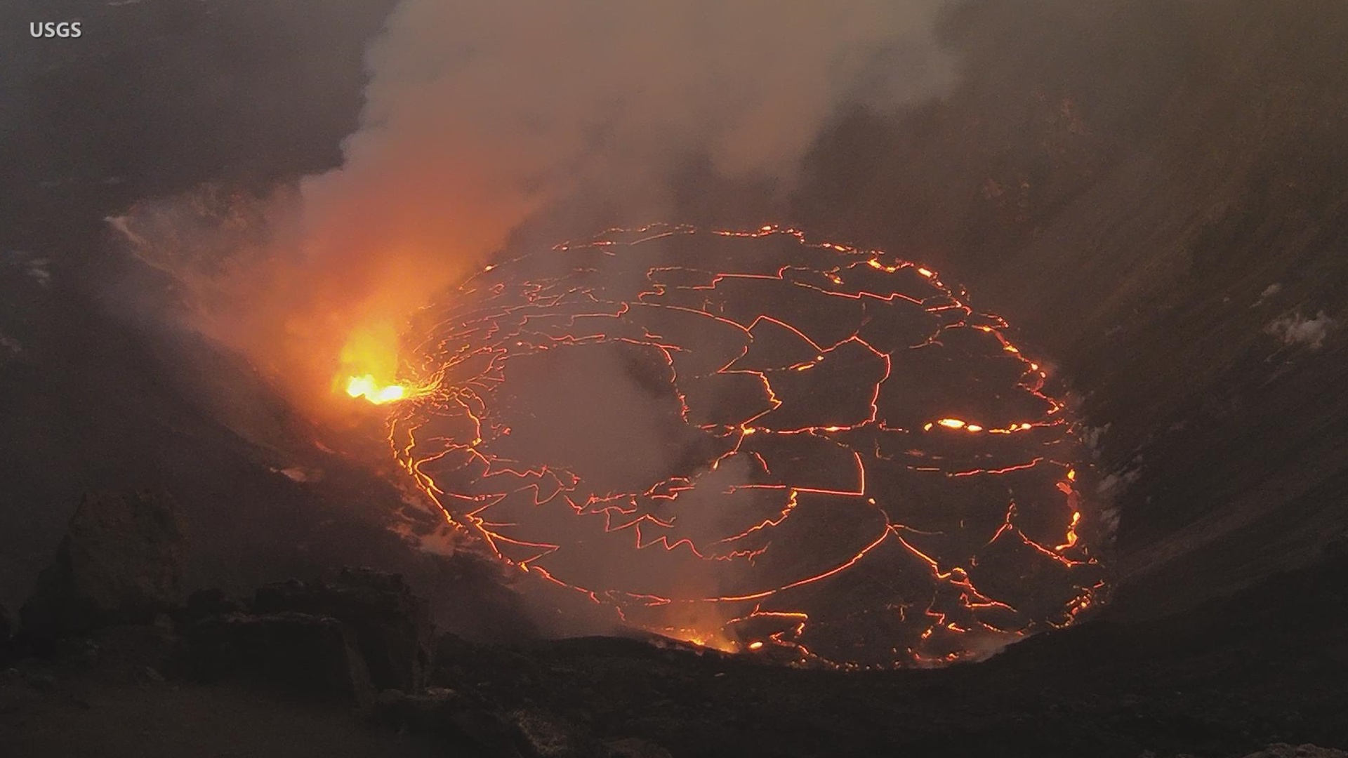 VIDEO: Kilauea Eruption Day Four, Rising Lava Lake Update