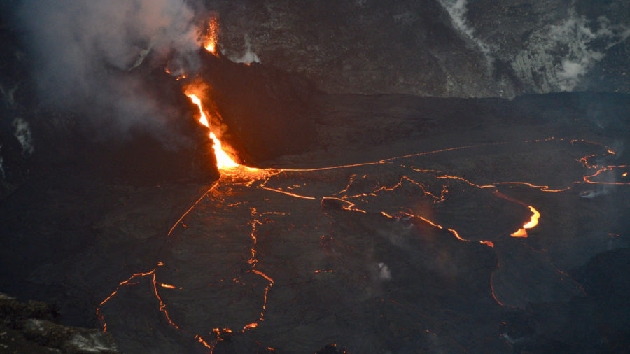VIDEO: What’s happening at Kilauea Volcano?