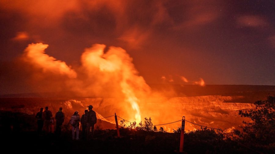 VIDEO: Kilauea Volcano Eruption Reaches One Month Mark