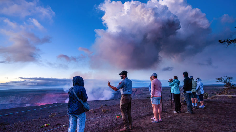 Avoid “Holiday Crush” At Hawaiʻi Volcanoes National Park