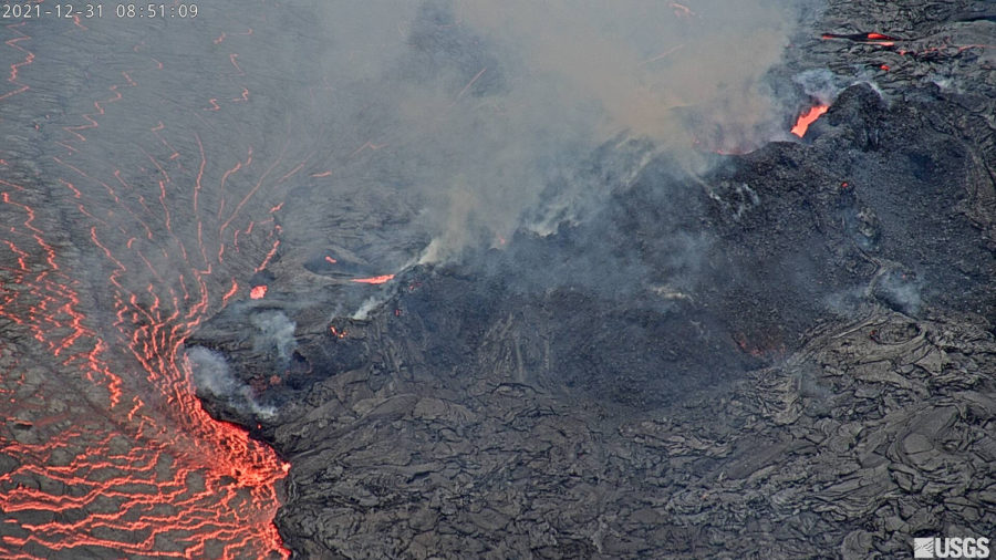 Kilauea Eruption Resumes After One-Day Pause