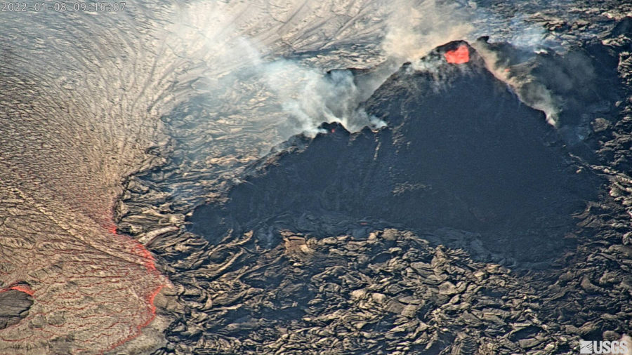 Kilauea Volcano Eruption Resumes At Summit