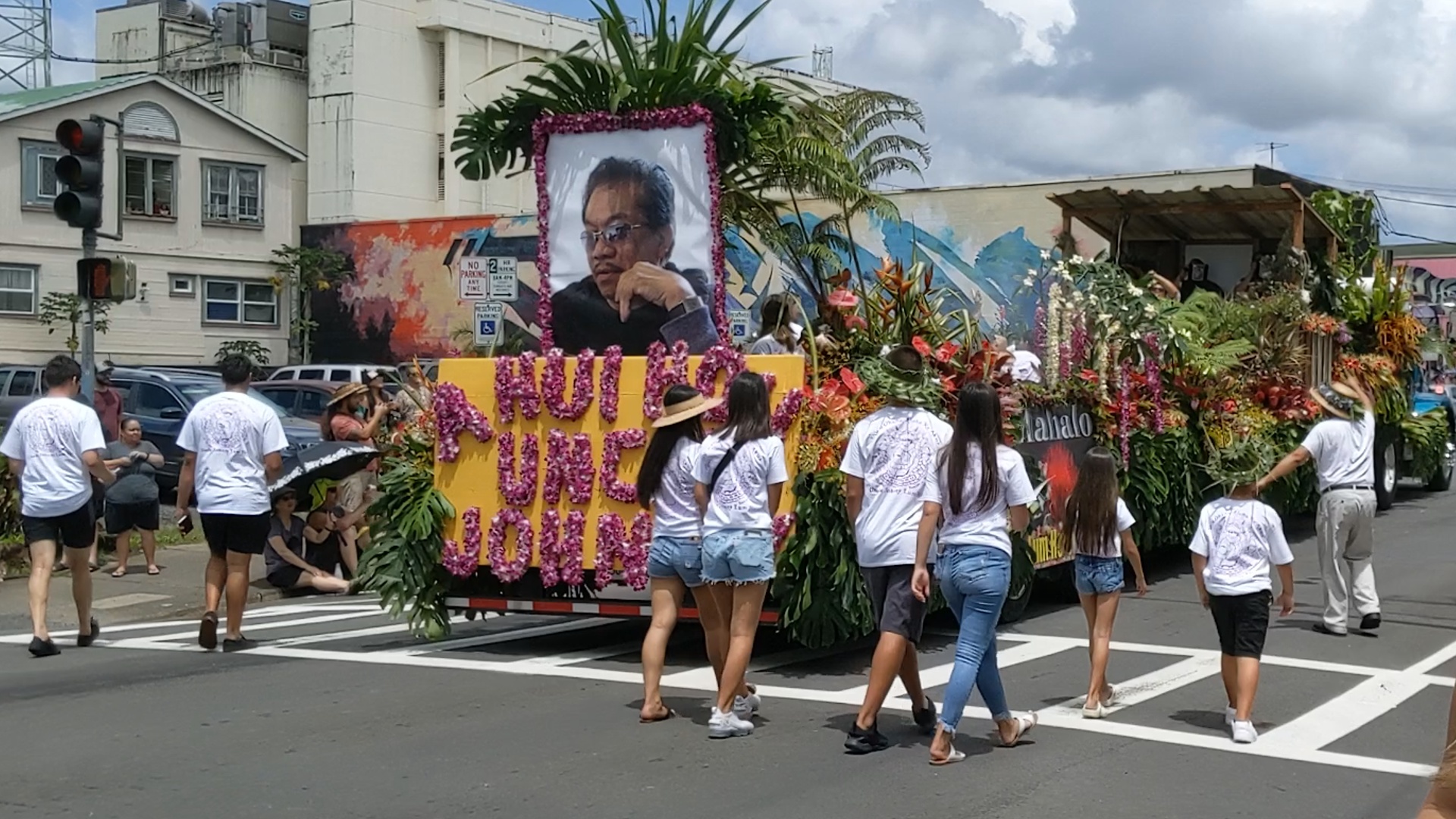 VIDEO Merrie Monarch Festival Royal Parade Held In Hilo