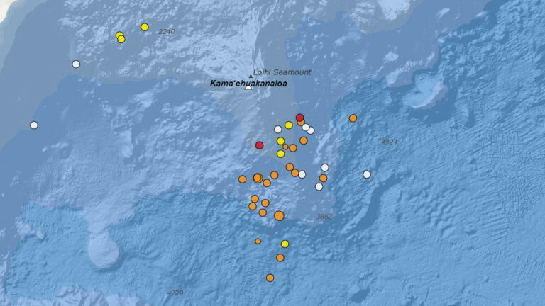 USGS Issues Statement On Undersea Earthquake Swarm South Of Hawaiʻi