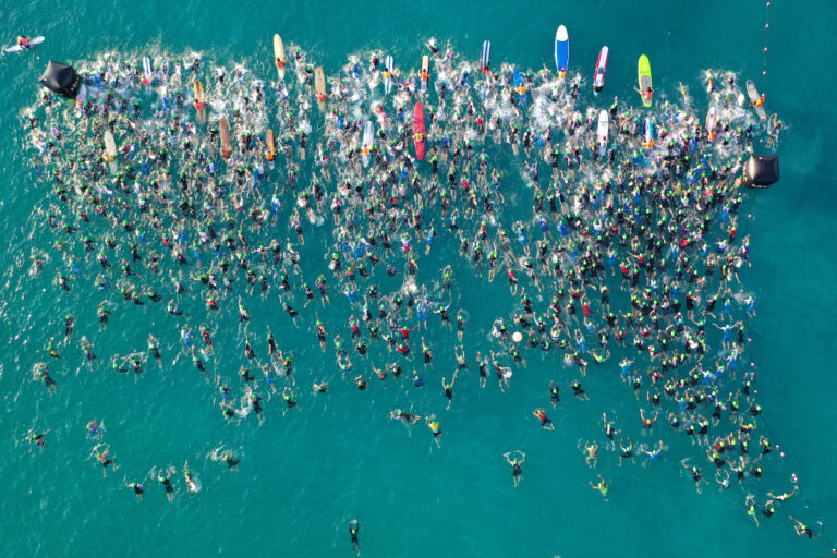 IRONMAN 2022 Photos Of Men’s Swim In Kona